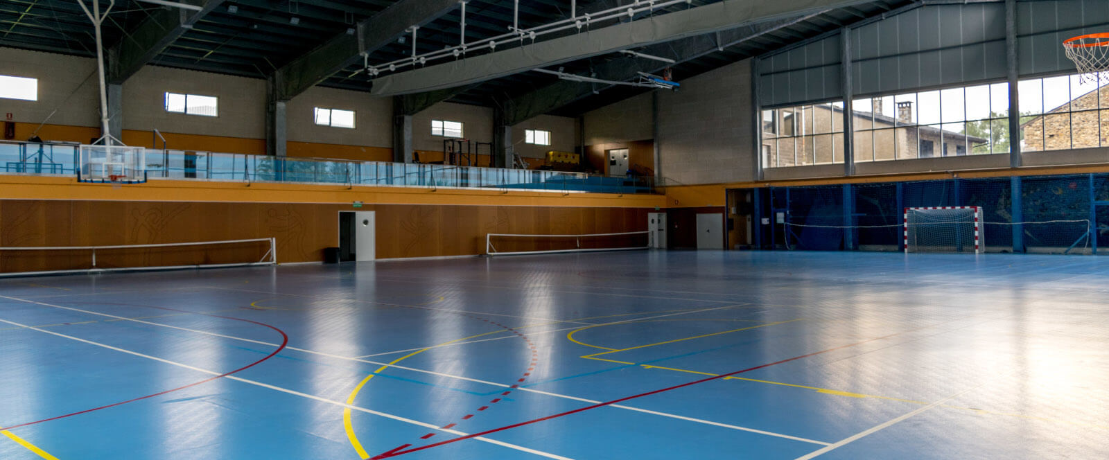 Instal·lacions esportives annexes